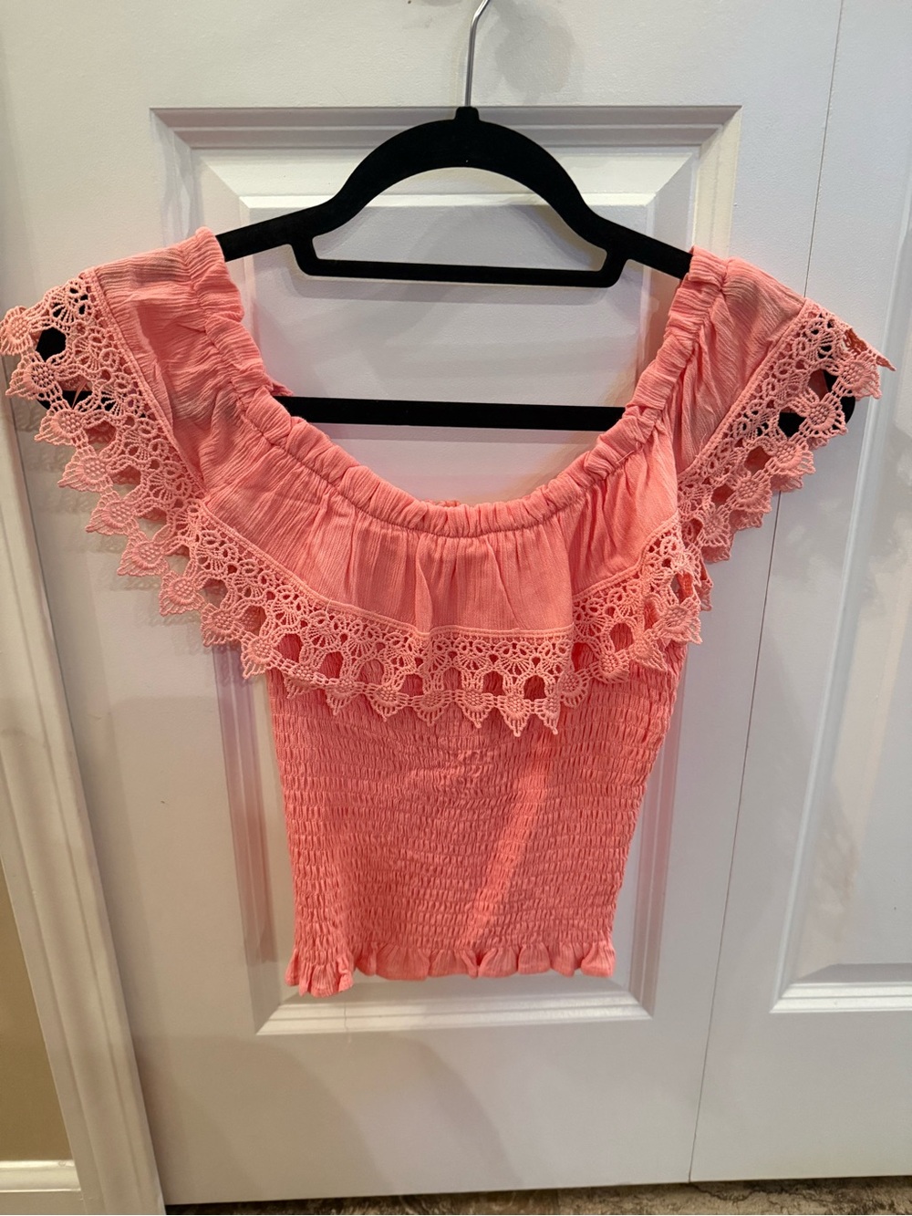 love J Coral Pink Off-Shoulder Lace-Trim Smocked Crop Top